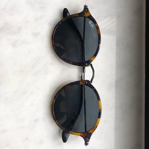Ray Ban Round Fleck in Polished Blue Havana